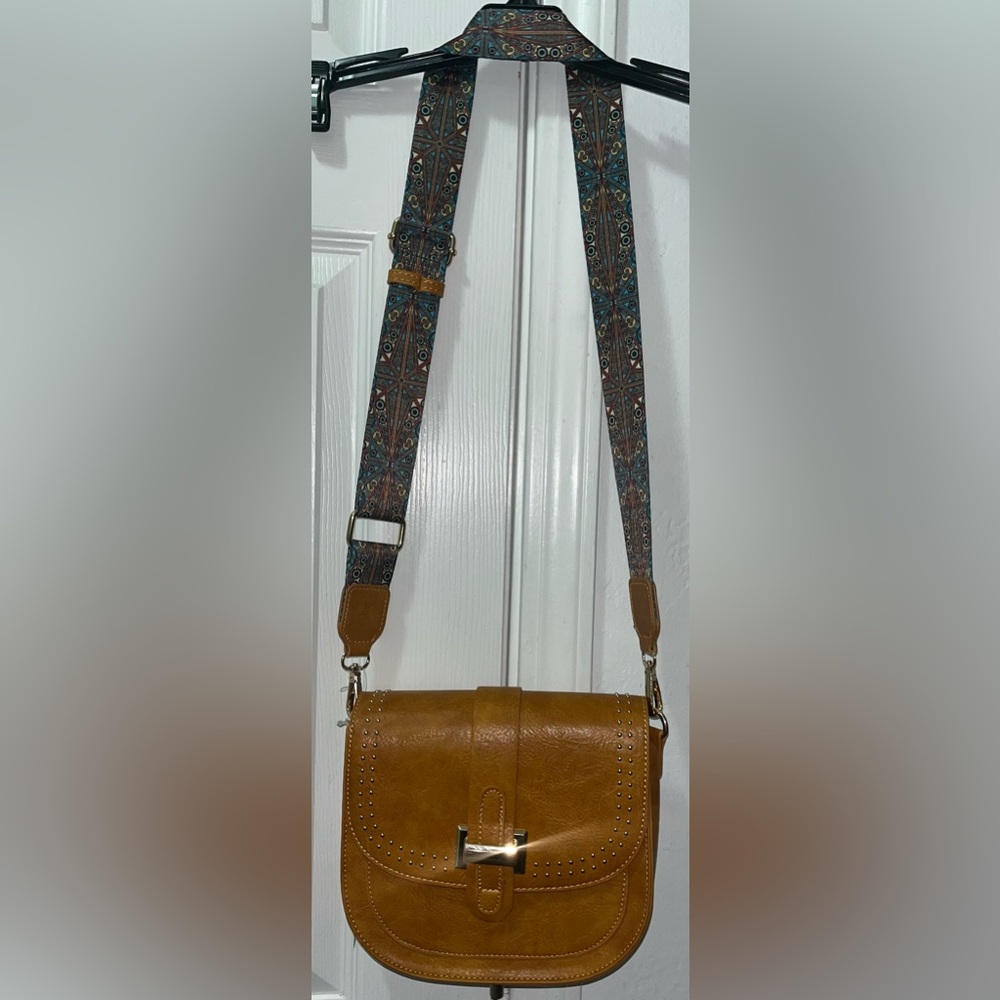 NWT Purse Lux Cognac Crossbody w/Stud Details & printed Guitar Strap